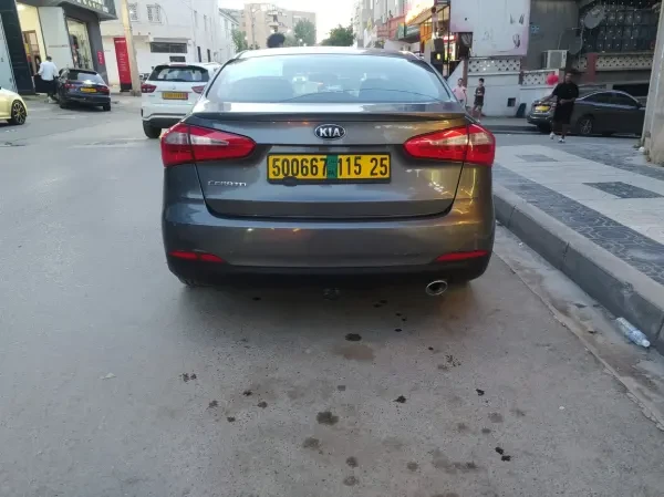 Kia Cerato 2015 - 2