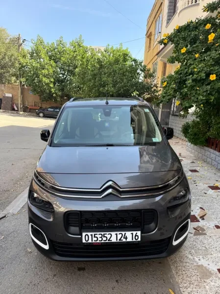 Citroen Berlingo 2024 XTR - 4