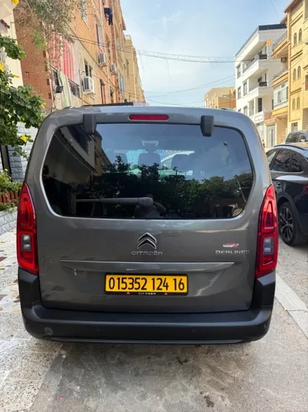 Citroen Berlingo 2024 XTR - 2