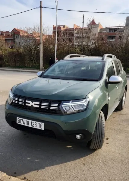 Dacia Duster 2023 Essential - 1