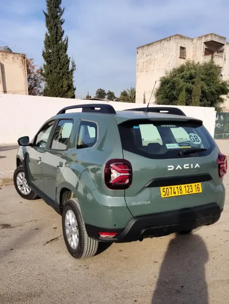 Dacia Duster 2023 Essential - 4