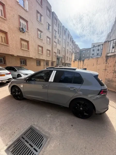 Volkswagen Golf 8 2026 R- Line - 5