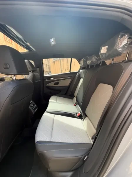 Volkswagen Golf 8 2026 R- Line - 2