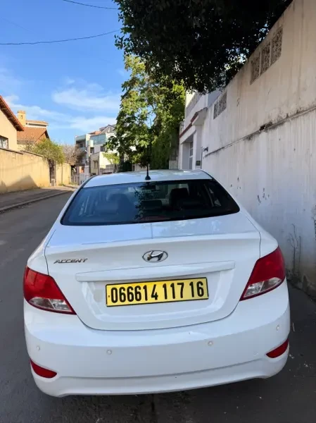 Hyundai Accent 2017 RB - 3