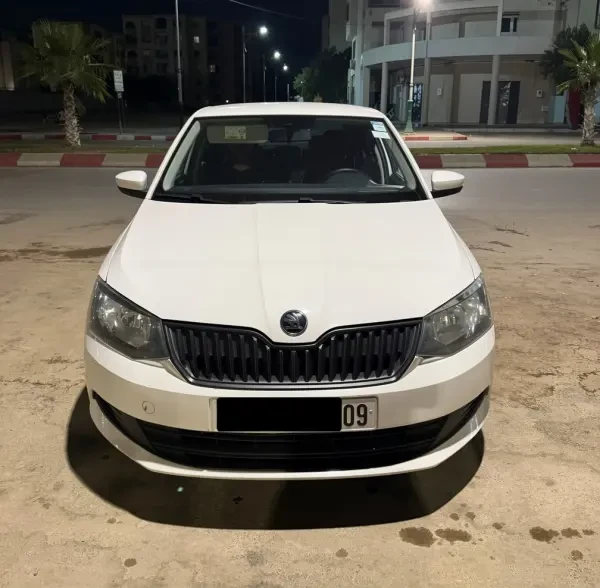 Skoda Fabia 2017 - 3
