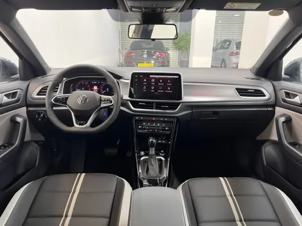 Volkswagen T-Roc 2026 R-Line - 2