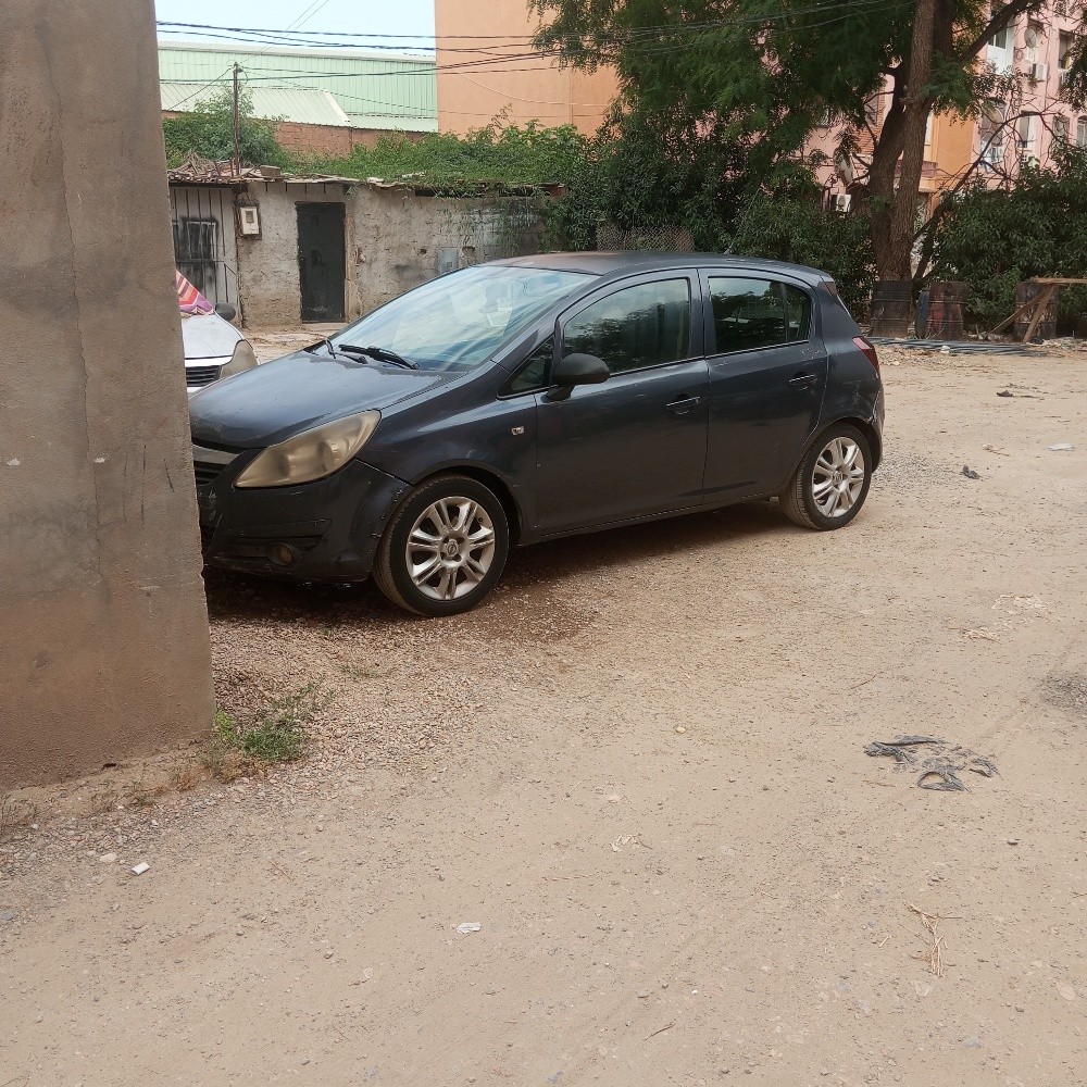 Opel corsa - 3