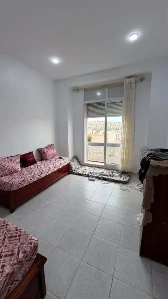 بيع شقة 4 غرف - 1
