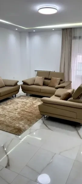 بيع شقة 4 غرف - 3