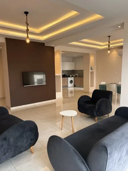 كراء شقة 4 غرف - 1