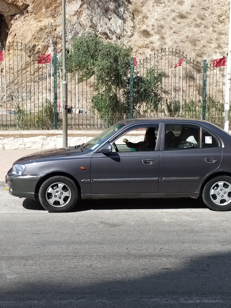 اكسنت - 1