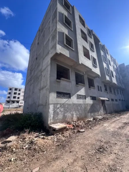بيع شقة 4 غرف - 1