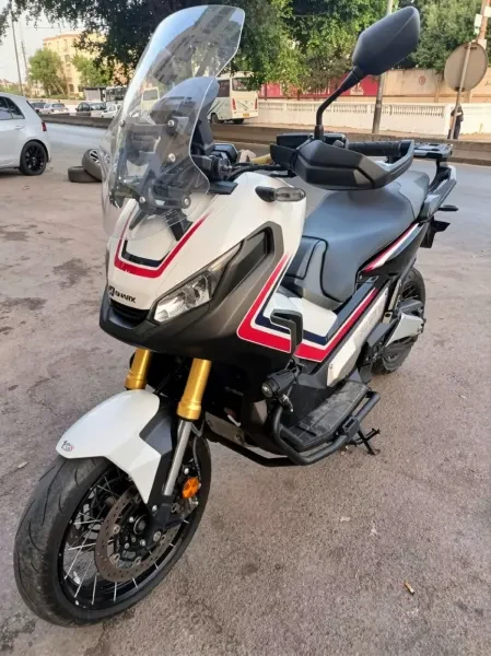 Honda X-ADV 750 2017 - 1