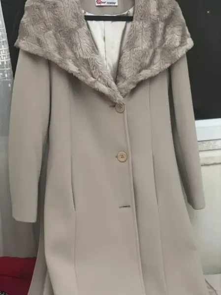 Manteau Long Beige Style Turque, - 1