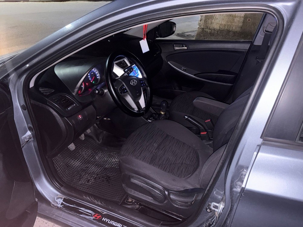 accent rb 2018 - 7