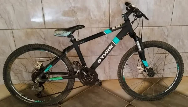 Vélo vitt Btwin 24 - 1