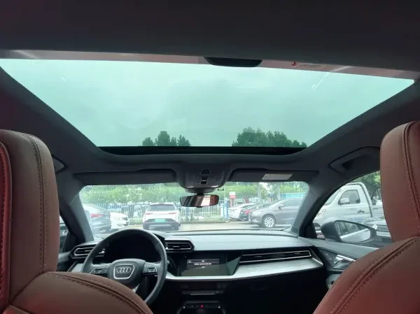 Audi A3 Sportback 2026 Flying - 1