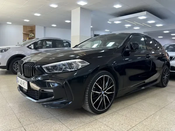 BMW 118i 2024 Pack M - 1