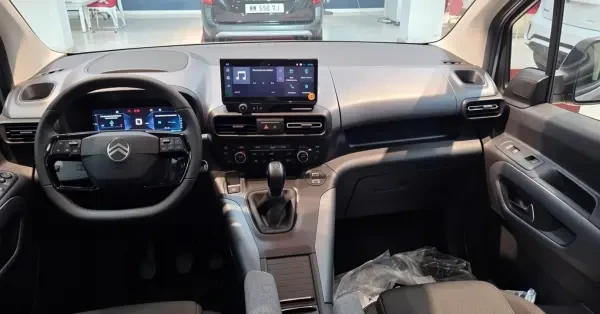 Citroen Berlingo 2026 XTR - 2