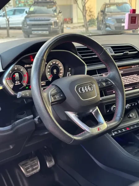 Audi Q3 2024 S line - 4