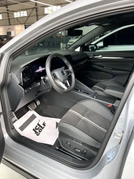 Volkswagen Golf 8 2025 R-Line 50t - 4