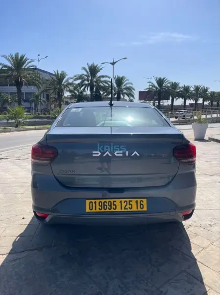 Dacia Logan 2025 - 1