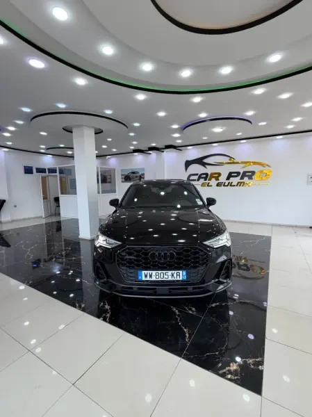 Audi Q3 2021 S Line - 1