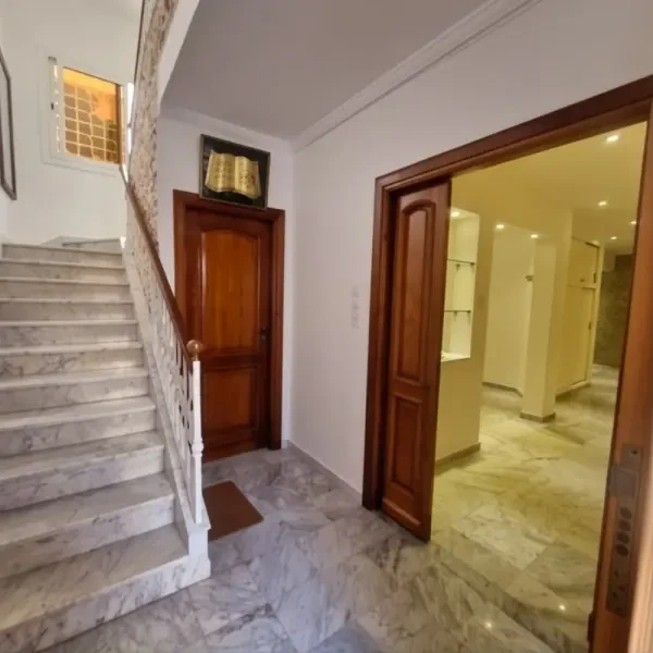 Location Appartement F4 Alger - 1