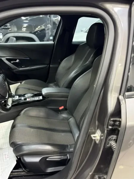 Peugeot 2008 2022 GT - 3