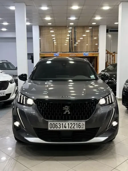 Peugeot 2008 2022 GT - 4