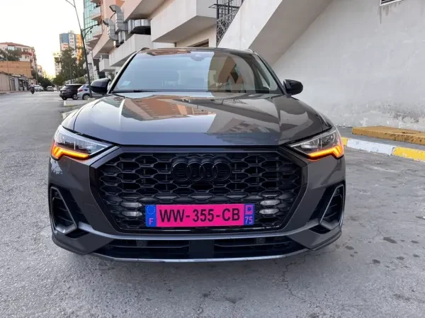 Audi Q3 2020 S Line - 2