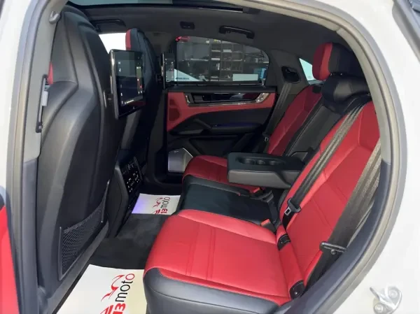 Porsche NEW CAYENNE GTS  2025 - 5