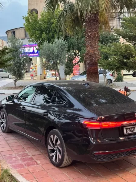 Volkswagen Passat 2025 Passat - 1