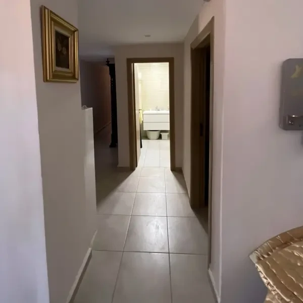 بيع شقة 3 غرف وهران - 3