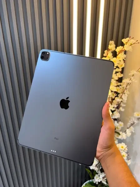 IPAD Pro M1 STOCKAGE 512 GB BATTE - 1