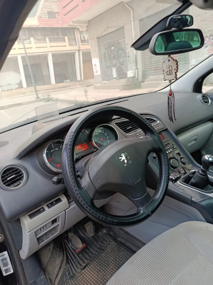 Peugeot 5008 allure - 2