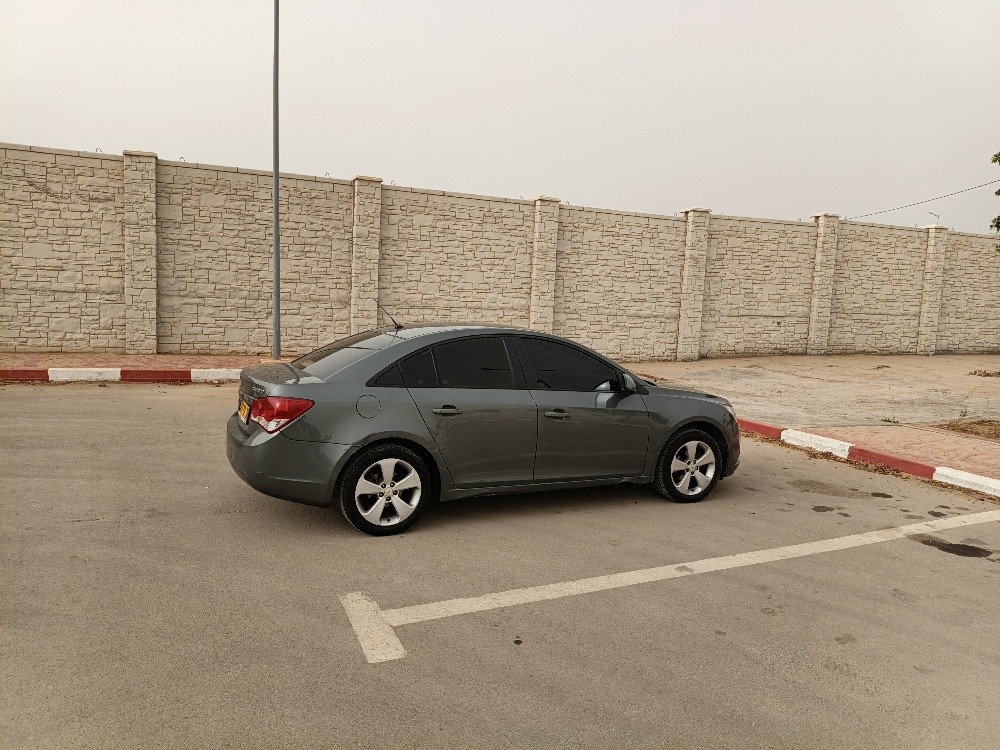 Chevrolet Cruze - 2