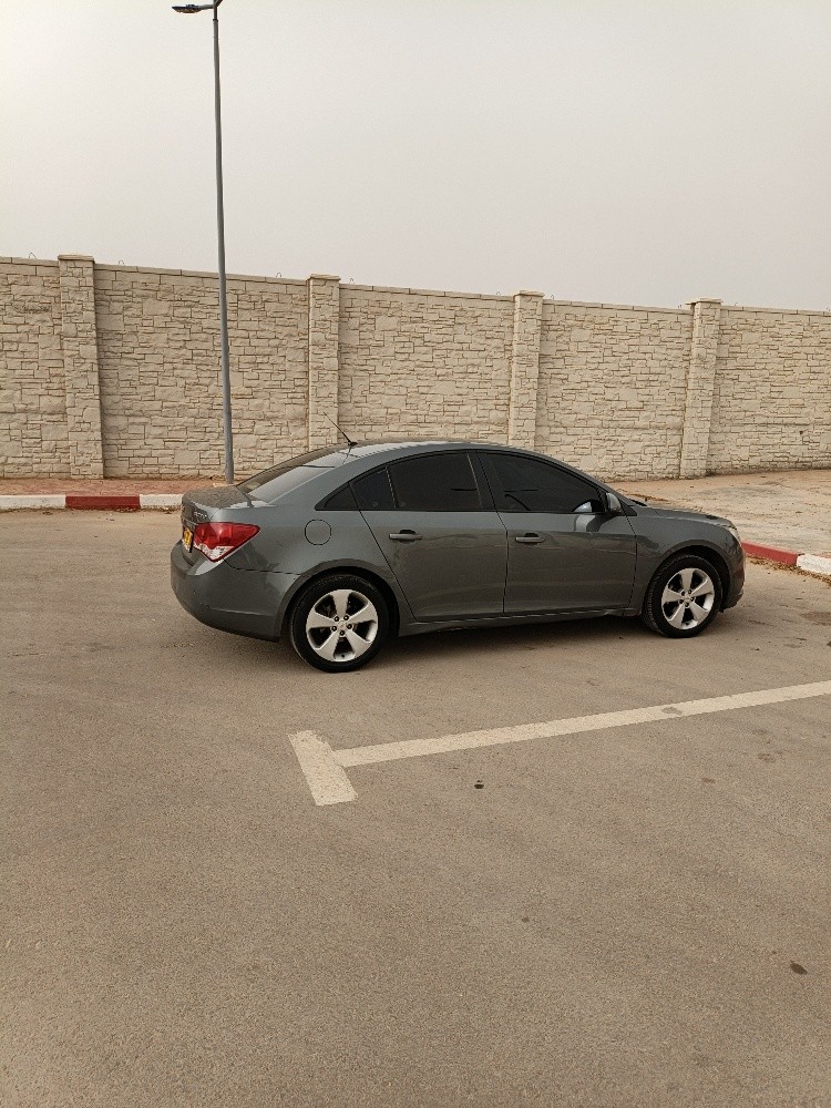 Chevrolet Cruze - 3