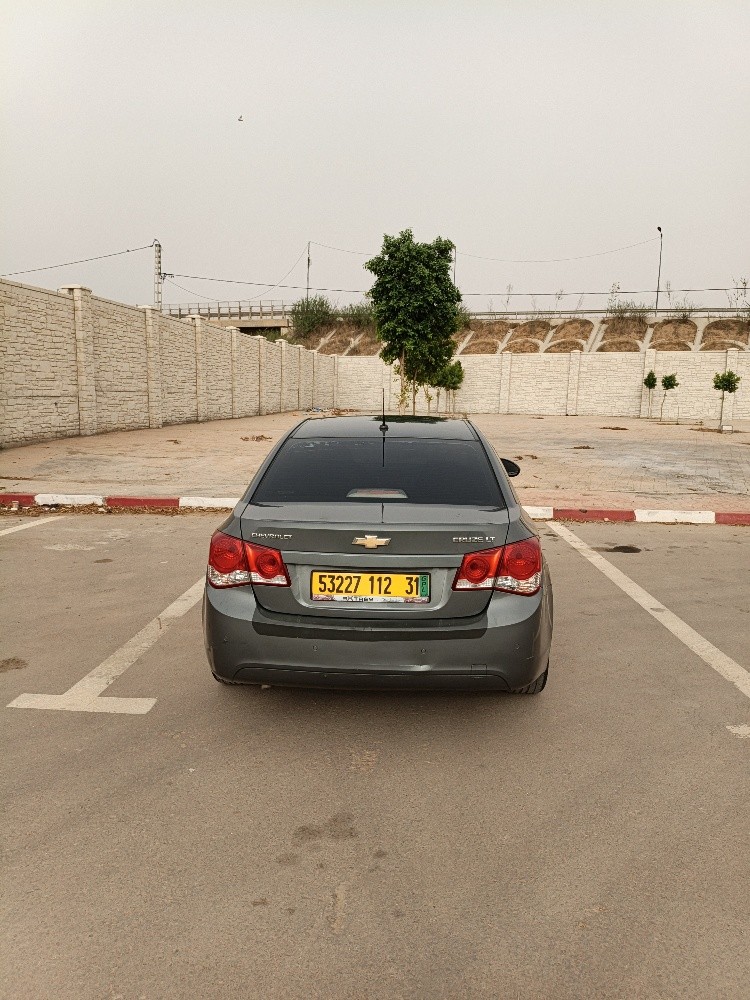 Chevrolet Cruze - 1