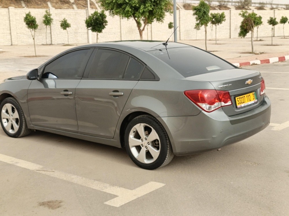 Chevrolet Cruze - 8