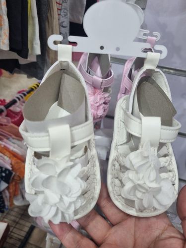 sandales pour bébés