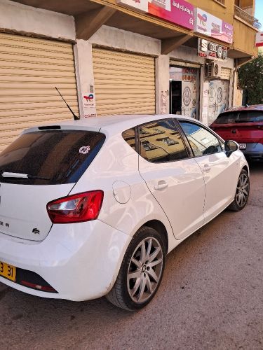 سيارة سيات ايبيزا 