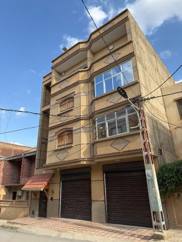 فيلا للبيع 3 طوابق ولاية خنشلة