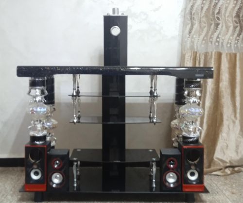 طاولة تلفاز