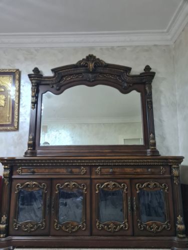 Buffet très beau état 