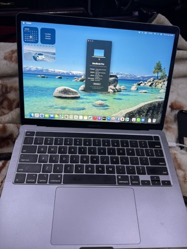macbook pro 2020