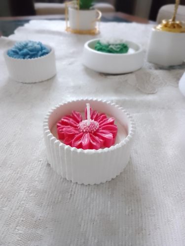 شموع ذو رائحة منعشة و ديكرو جميل
