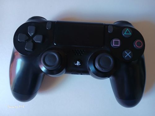 manette d'origine états 10/10