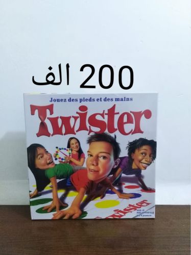 twister jouez des pieds et mains
