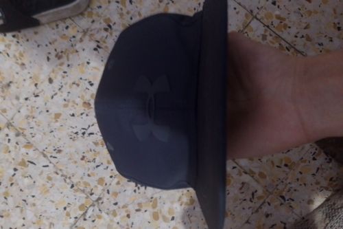 قبعة مستعملة ب حالة شبه جيدة
